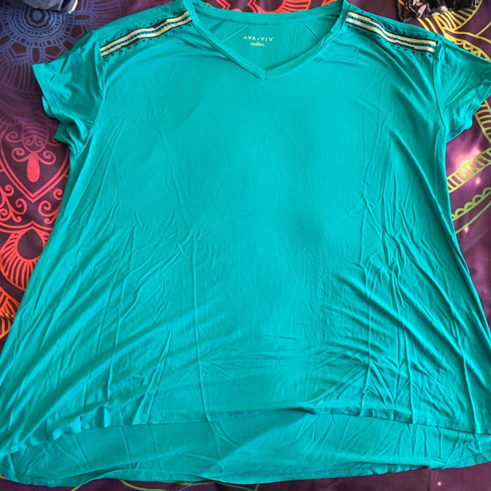 3/$25🌺PLUS! 2X Teal V-Neck T-Shirt 💙